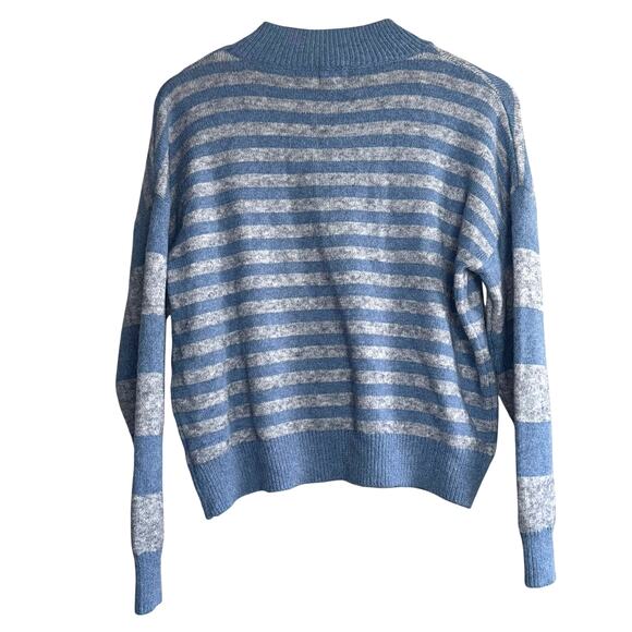 Dreamers by Debut Women’s Sweater M/L Blue Gray Striped Pullover Mock Neck - Picture 3 of 6